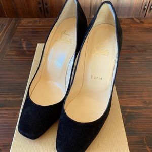 Christian Louboutin Particule Veau Velours 💓SOLD